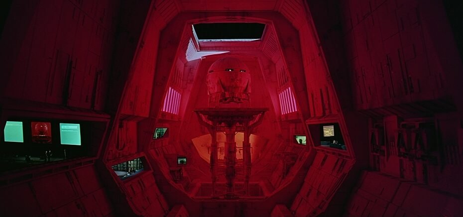 Cinematography Analysis Of 2001: A Space Odyssey (In-Depth)