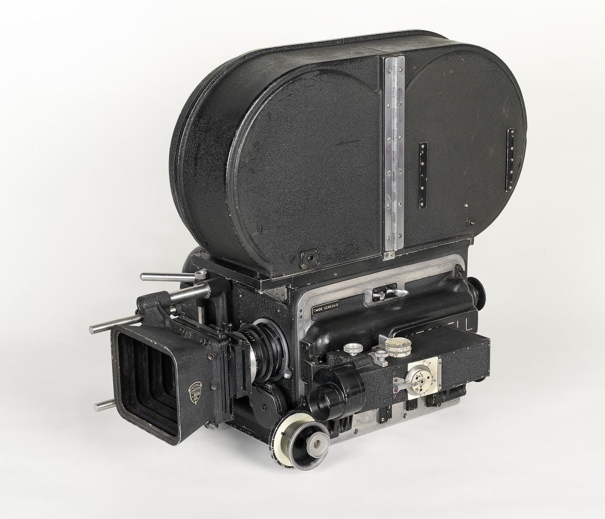 CINEMATOGRAPHY ANALYSIS OF Sunset Boulevard (In Depth) - Color Culture