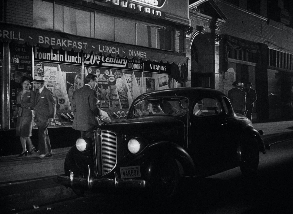 Cinematography Analysis Of Double Indemnity (In Depth)