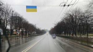 20 days in mariupol cinematography by evgeniy maloletka exterior day establishing shot hard light sunlight shot 057