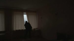 20 days in mariupol cinematography by evgeniy maloletka interior night medium wide shot artificial light shot 054