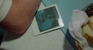 aftersun cinematography by gregory oke interior day wide shot establishing shot soft light daylight shot 053