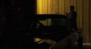 american gangster cinematography by harris savides interior night medium wide shot artificial light shot 045