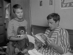 breathless cinematography by raoul coutard day close up two shot daylight shot 058