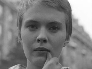 breathless cinematography by raoul coutard day extreme close up sunny shot 010