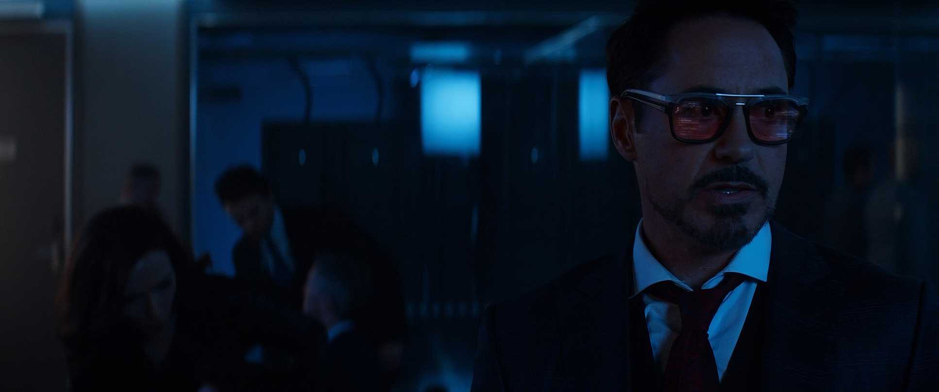 captain america civil war cinematography by trent opaloch night extreme close up artificial light shot 044