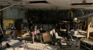 children of men cinematography by emmanuel lubezki interior day medium wide shot hard light fluorescent shot 022