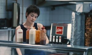chungking express cinematography by christopher doyle day establishing shot hard light daylight shot 047