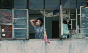 chungking express cinematography by christopher doyle day medium shot hard light daylight shot 057