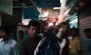 chungking express cinematography by christopher doyle exterior day medium shot two shot hard light shot 058