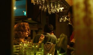 chungking express cinematography by christopher doyle medium wide shot artificial light shot 034