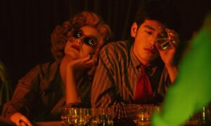 chungking express cinematography by christopher doyle night extreme close up artificial light shot 003