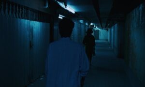 chungking express cinematography by christopher doyle night medium close up over the shoulder artificial light shot 041