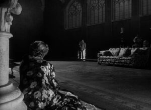 citizen kane cinematography by gregg toland establishing shot silhouette artificial light shot 053