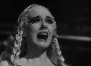 citizen kane cinematography by gregg toland extreme close up artificial light shot 046