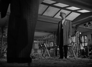 citizen kane cinematography by gregg toland interior medium shot side lighting artificial light shot 035