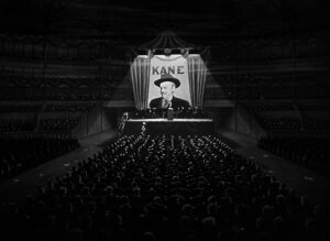 citizen kane cinematography by gregg toland night establishing shot moonlight shot 008
