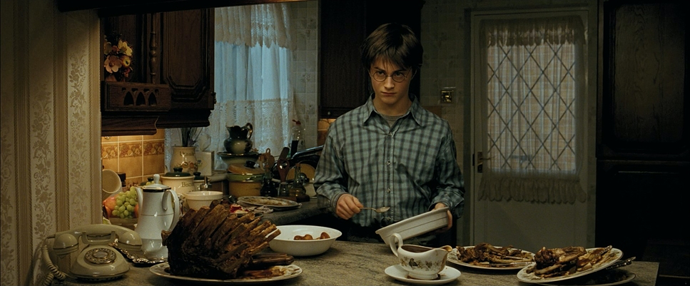 Harry Potter and the Prisoner of Azkaban (2004) - Cinematography Analysis