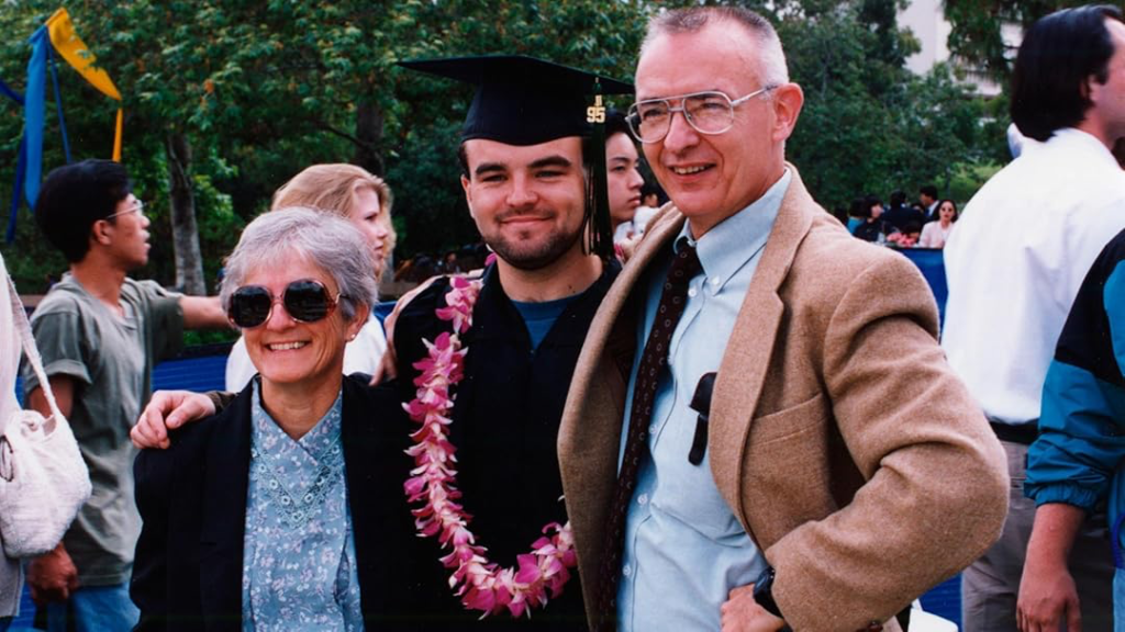 Dear Zachary: A Letter to a Son About His Father (2008) - Cinematography Analysis