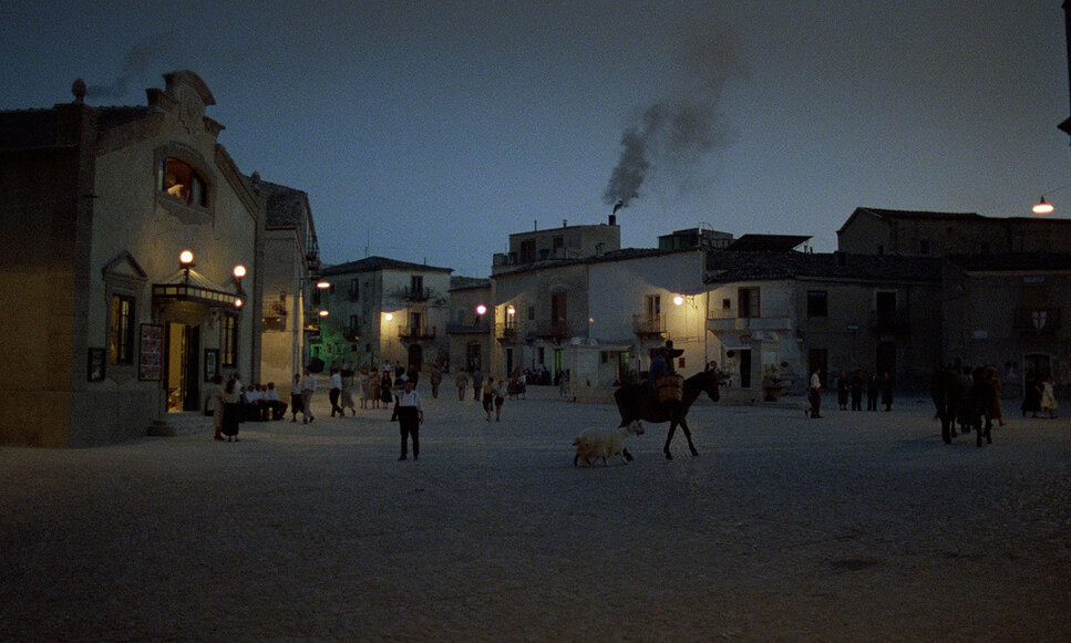 Cinema Paradiso (1988) - Cinematography Analysis