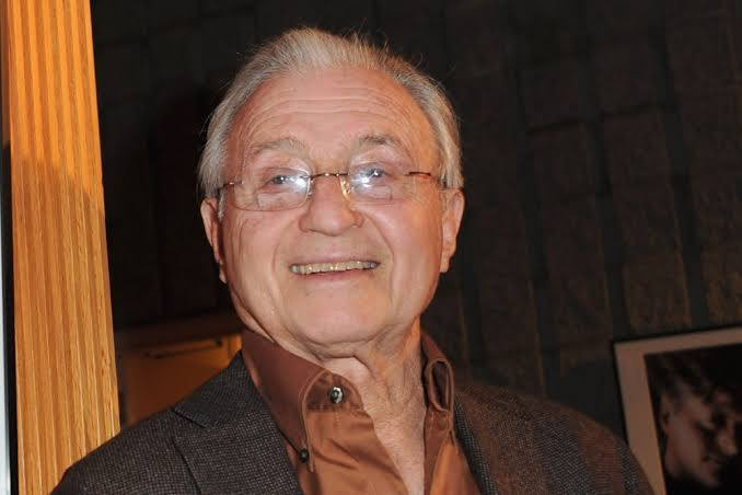 Dog Day Afternoon (1975) - Cinematography Analysis