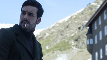 The Invisible Guest (2016) - Cinematography Analysis