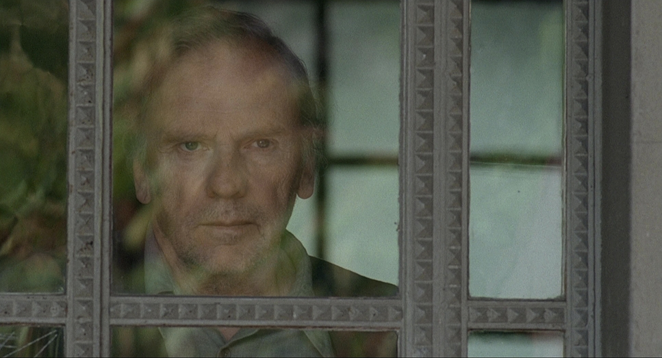 Three Colors: Red (1994) - Cinematography Analysis