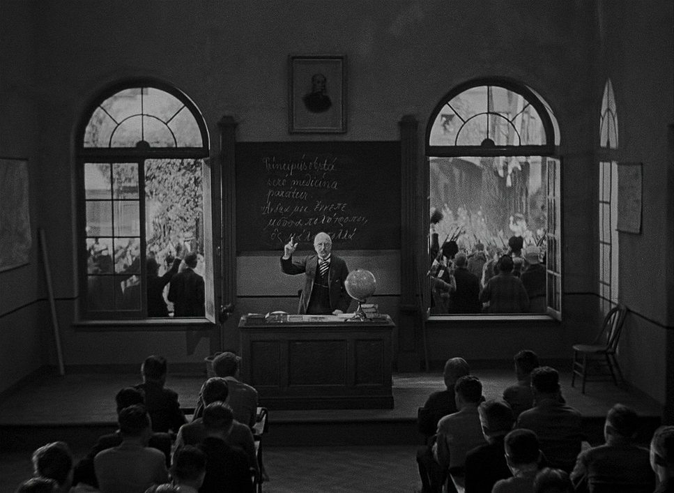 All Quiet on the Western Front (1930) - Cinematography Analysis