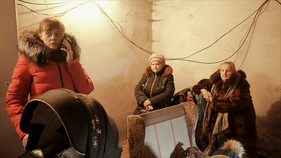 20 Days in Mariupol (2023) - Cinematography Analysis