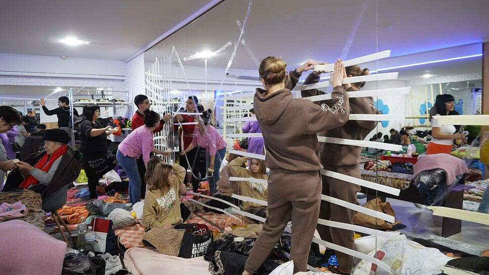 20 Days in Mariupol (2023) - Cinematography Analysis