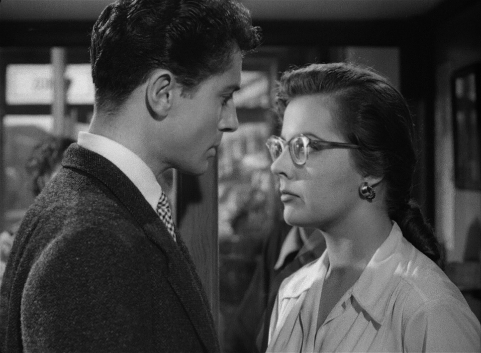 Strangers on a Train (1951) - Cinematography Analysis