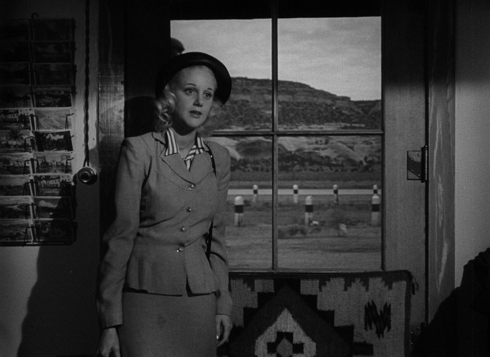 Ace in the Hole (1951) - Cinematography Analysis