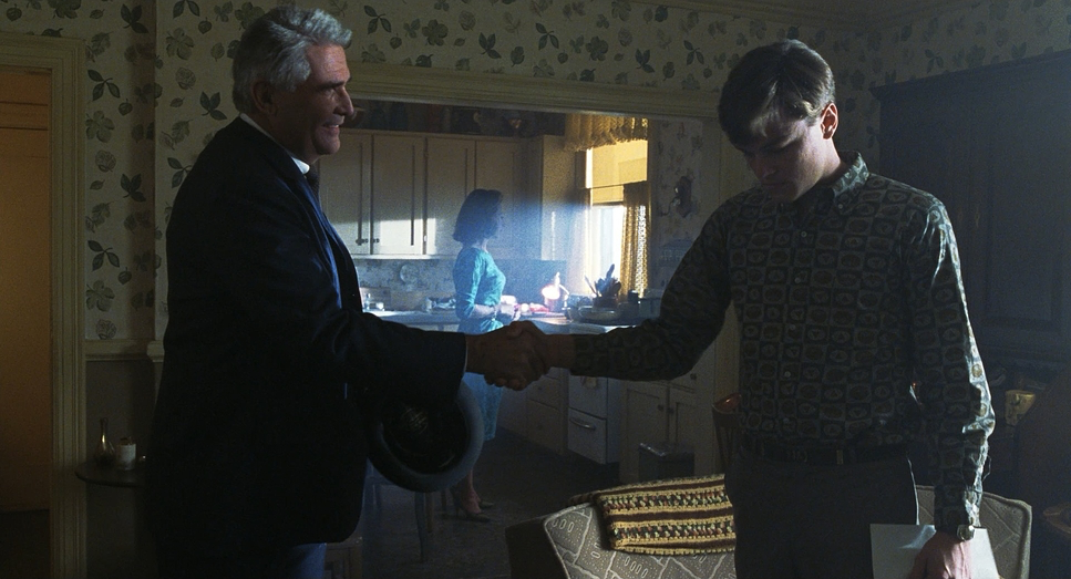 Catch Me If You Can (2002) - Cinematography Analysis