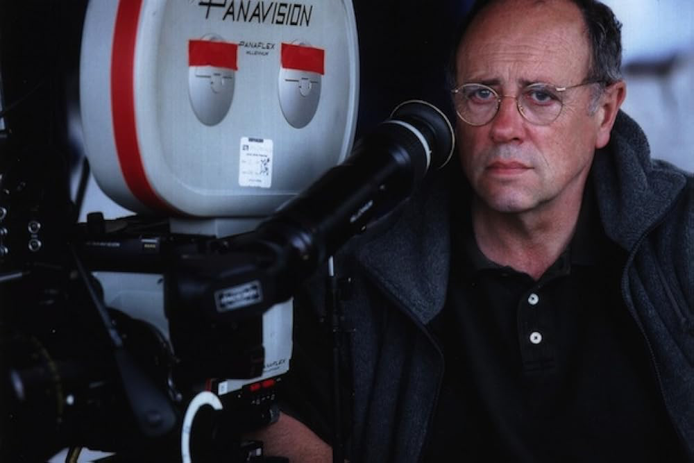 CATCH ME IF YOU CAN (2002) – CINEMATOGRAPHY ANALYSIS