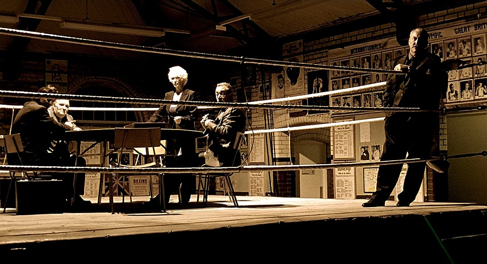 LOCK, STOCK AND TWO SMOKING BARRELS (1998) - CINEMATOGRAPHY ANALYSIS