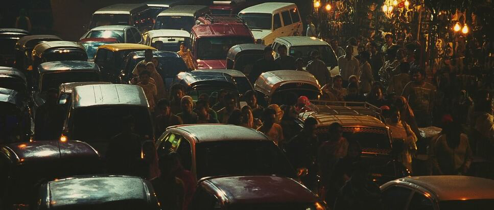 Slumdog Millionaire (2008) - Cinematography Analysis