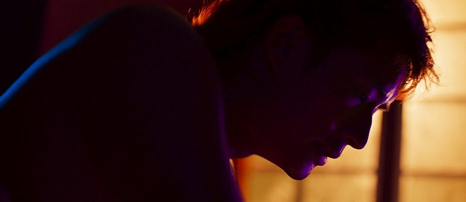 imgi 65 small NAEQB8P3