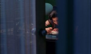 in the mood for love cinematography by christopher doyle establishing shot shot 044