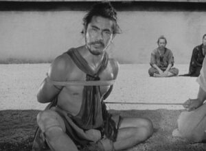 rashomon cinematography by kazuo miyagawa day extreme close up three shot hard light daylight shot 012