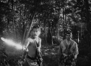 rashomon cinematography by kazuo miyagawa day medium shot two shot practical light shot 023