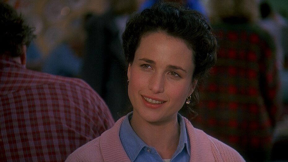 Groundhog Day (1993) - Cinematography Analysis