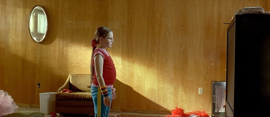 Little Miss Sunshine (2006) - Cinematography Analysis