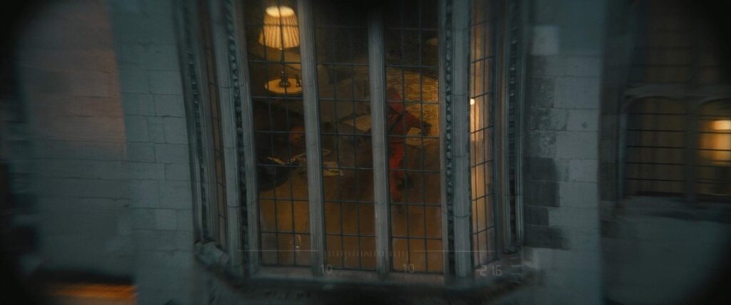 the batman cinematography by greig fraser establishing shot shot 054