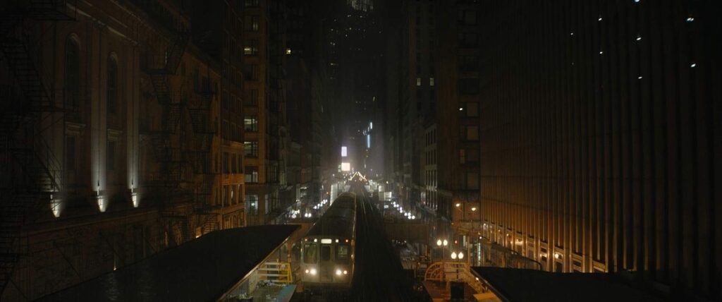 the batman cinematography by greig fraser exterior night establishing shot artificial light shot 034