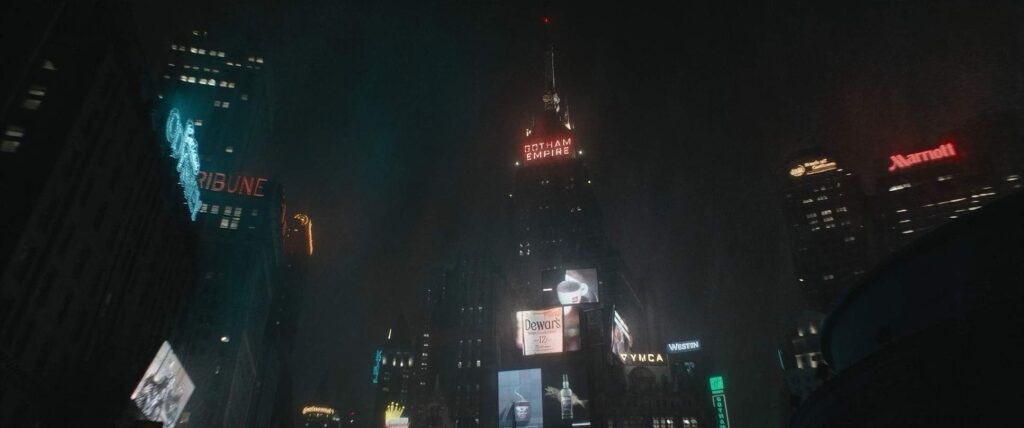 the batman cinematography by greig fraser night establishing shot artificial light shot 038