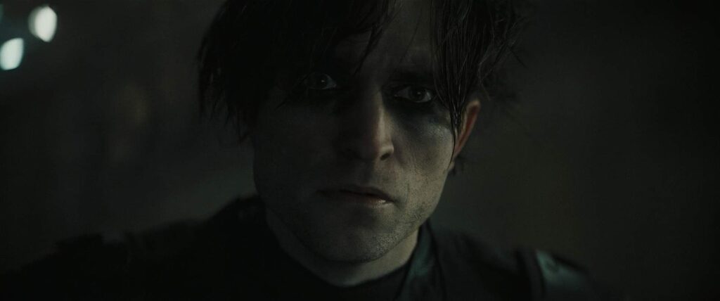 the batman cinematography by greig fraser night extreme close up artificial light shot 025