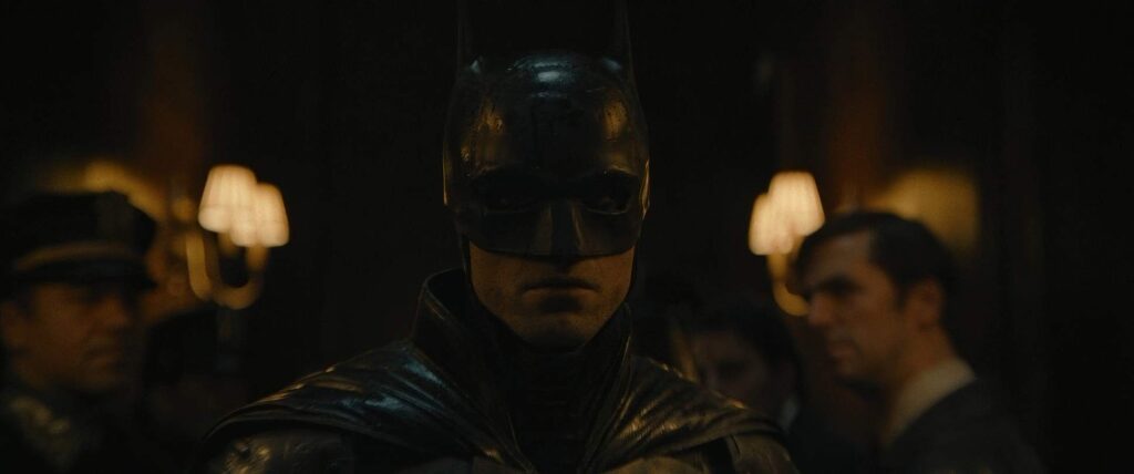 the batman cinematography by greig fraser night extreme close up over the shoulder artificial light shot 021