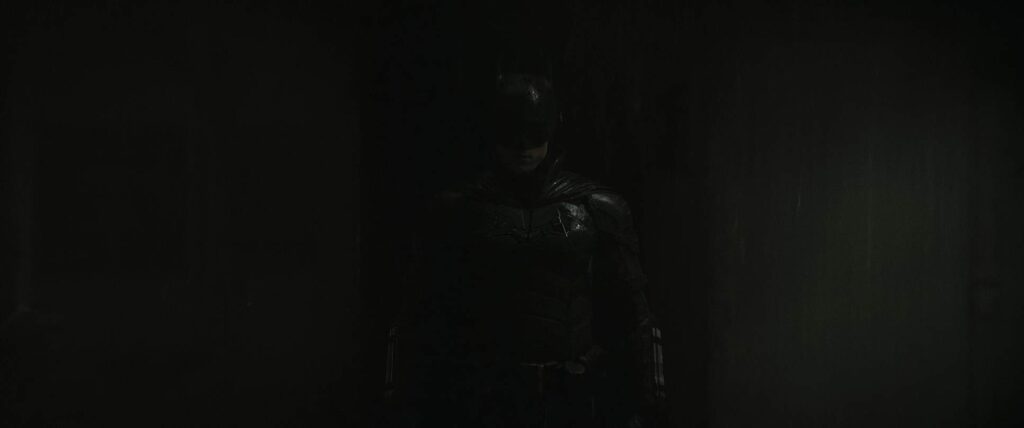 the batman cinematography by greig fraser night medium close up artificial light shot 061