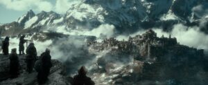 the hobbit the desolation of smaug cinematography by andrew lesnie day wide shot three shot backlight daylight shot 001