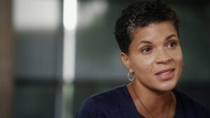 13th cinematography by kira kelly day extreme close up side lighting daylight shot 072